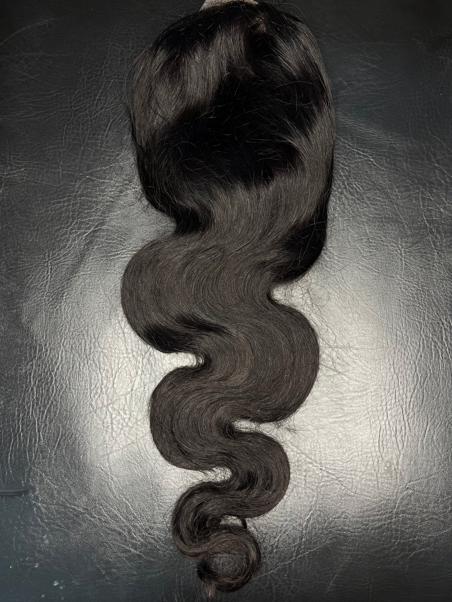 100% bodywave human hair transparent 13*6 lace frontal wig , pre plucked baby hair ..