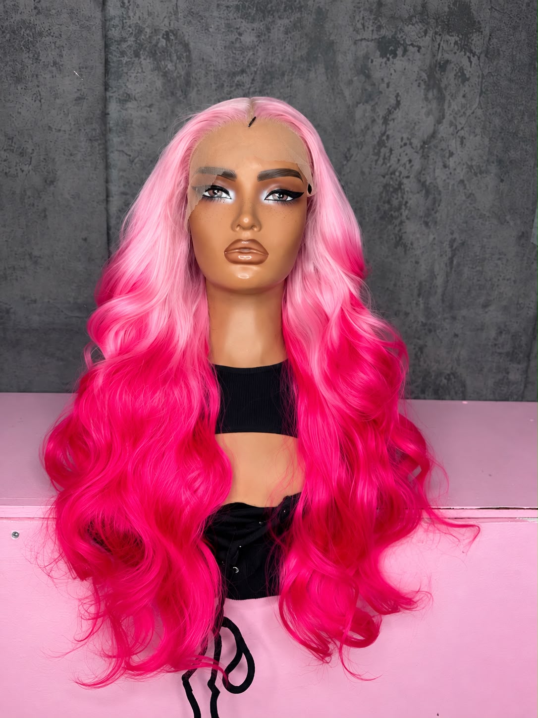 UNIT NAME : PINK PUFF 13x6x2 PREMIUM MIX FIBER ( HUMAN BLEND) LACE FRONT WIG