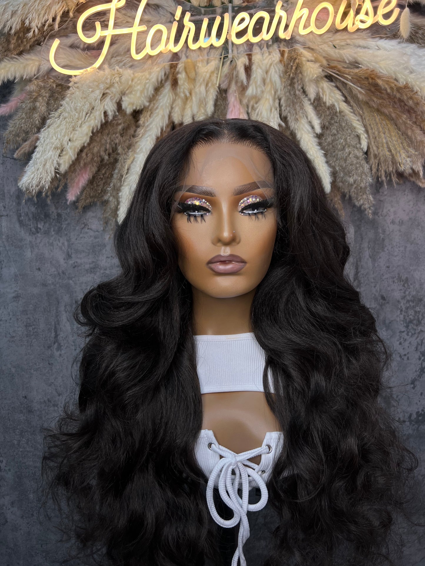 UNIT NAME: LATTI, HUMAN BLEND LACE FRONT WIG